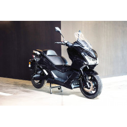 Velca EON 18.000 w 180Ah